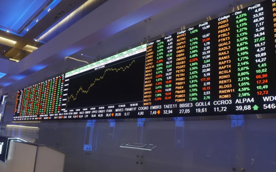 Ibovespa sobe 0,25%, aos 122,6 mil, na contramão do dólar e dos juros futuros