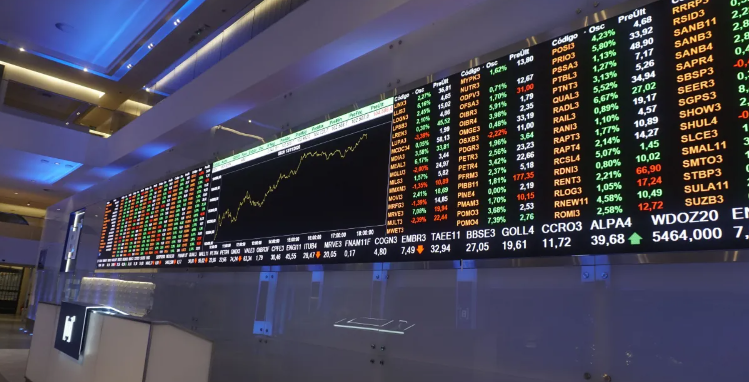 Ibovespa hoje encerra sequência de oito altas seguidas e se afasta de topo histórico